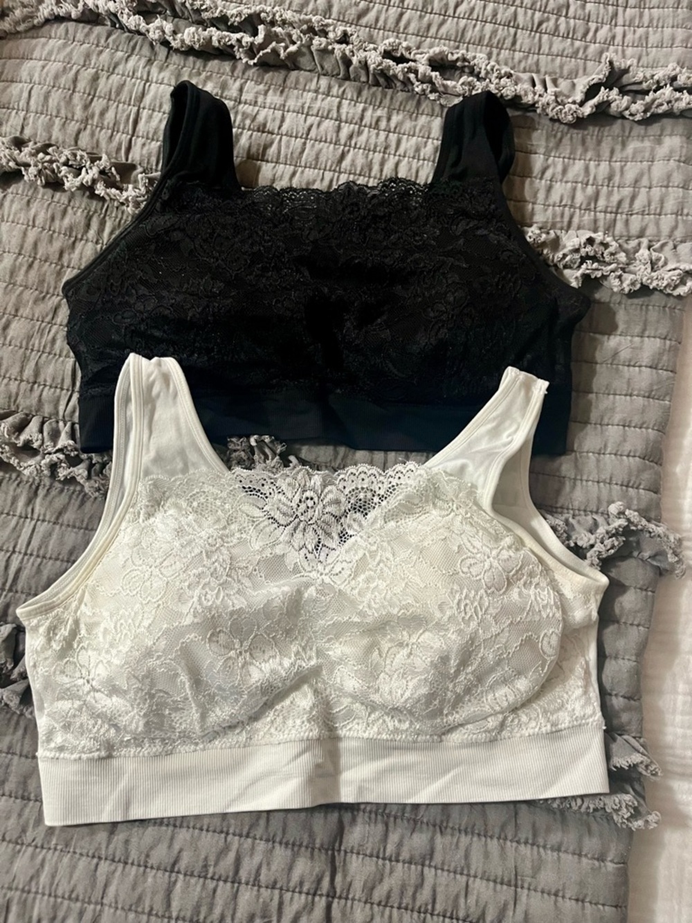 TWO Breezies Seamless Lace-Front Cami Bras - XL